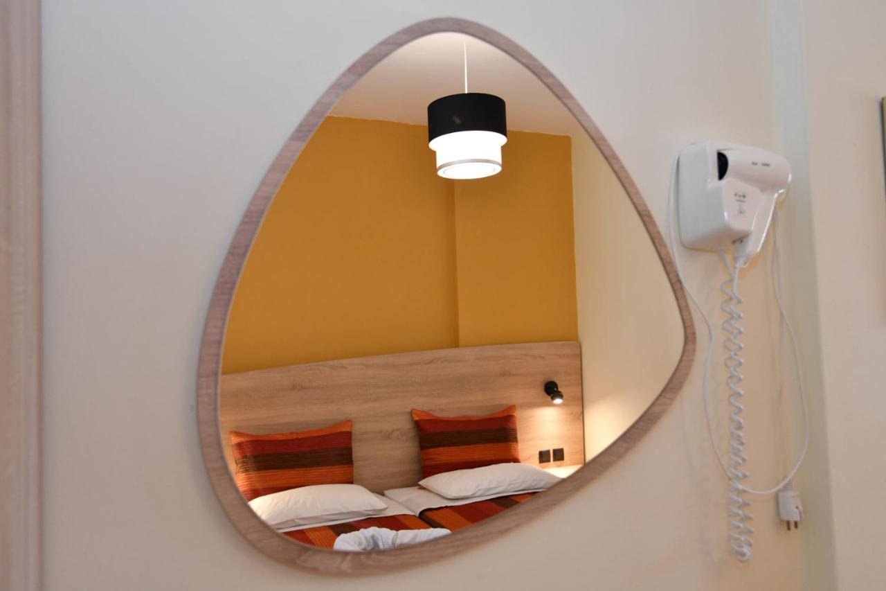 Iskas Apartments Ialysos  Extérieur photo