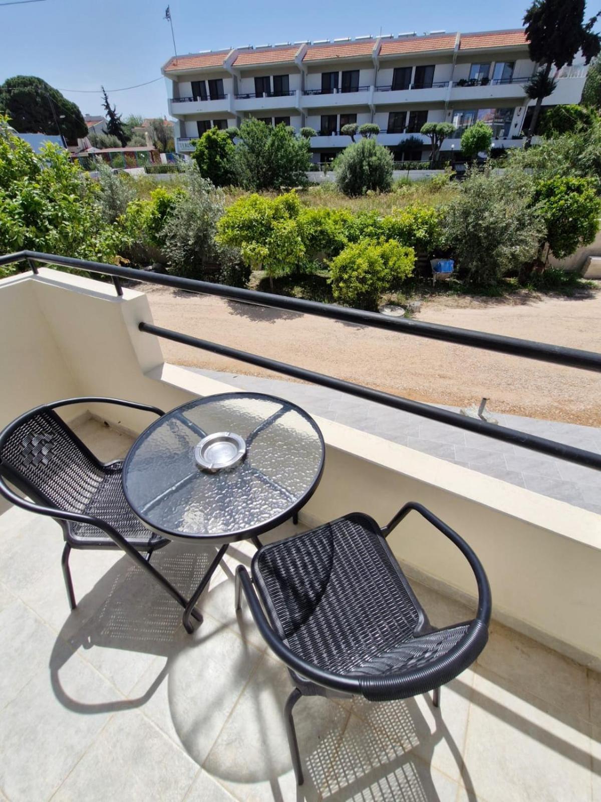 Iskas Apartments Ialysos  Extérieur photo