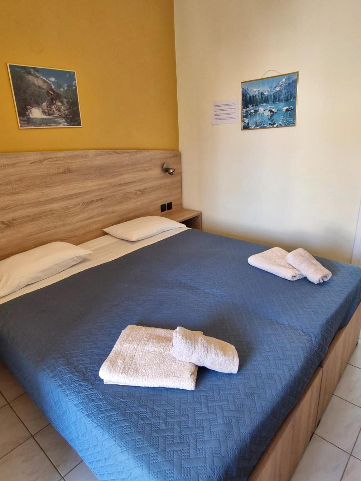 Iskas Apartments Ialysos  Extérieur photo